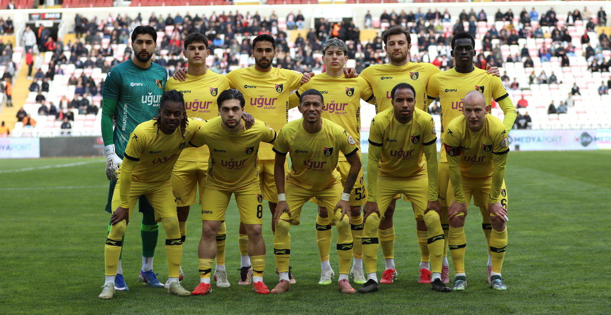 Sivasspor 1-3 İstanbulspor